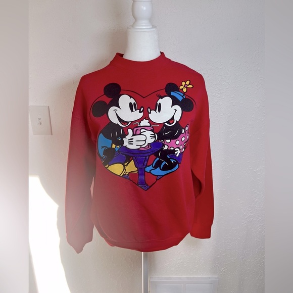 Disney Tops - Disney VNTG Mickey & Minnie Crewneck Sweatshirt